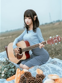 Dummo NO.122 Guitar sister(23)